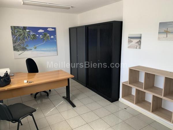 Local JARRY 1er étage, 26 m2