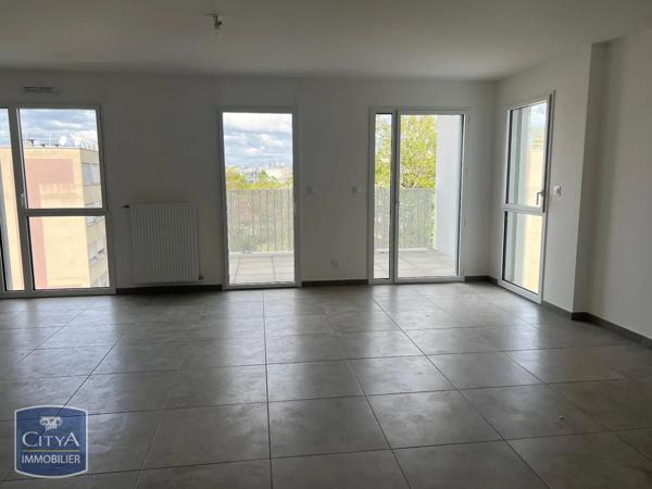 Appartement à louer 3 pièces 73.7m² Lyon 8e Arrondissement (69008)