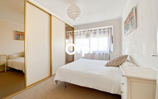 Appartement à vendre    2 pièces • 67 m2 La Ciotat