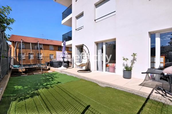 Appartement
         3 pièces
        - 65 m² Exclusivité 229 000 € *
