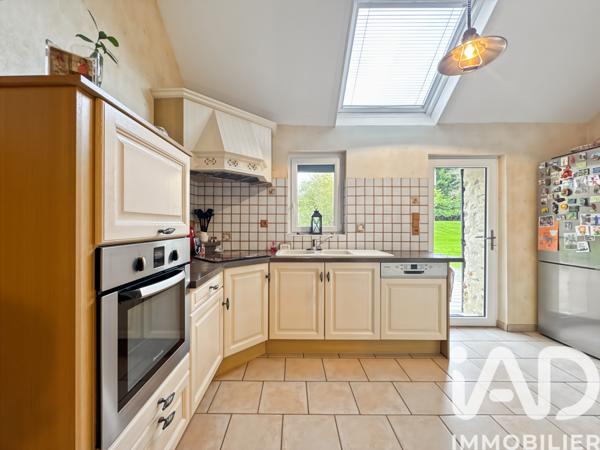 Maison à vendre 7 pièces 176 m² L'Huisserie