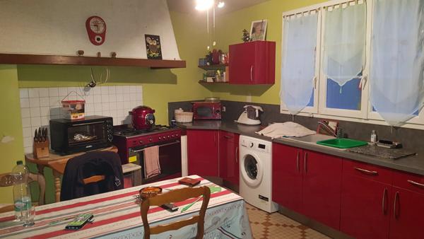 Ancien corps de ferme à rénover sur 13.000m²