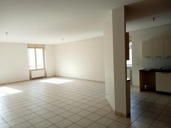 Appartement à louer à Mâcon (71000)