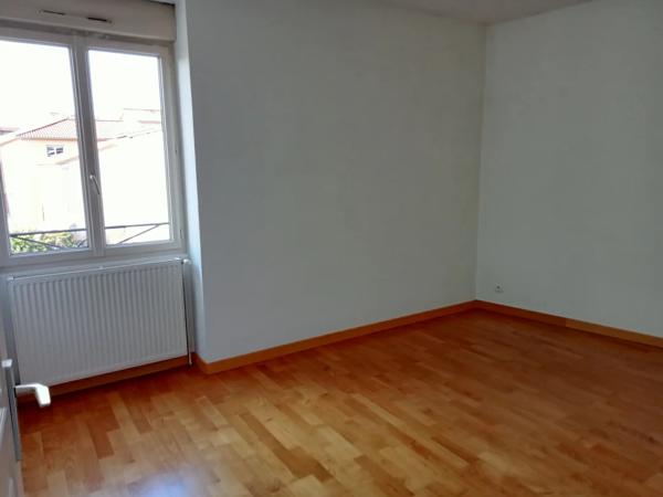 Appartement à louer à Mâcon (71000)