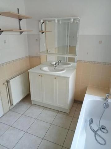 Appartement à louer à Mâcon (71000)