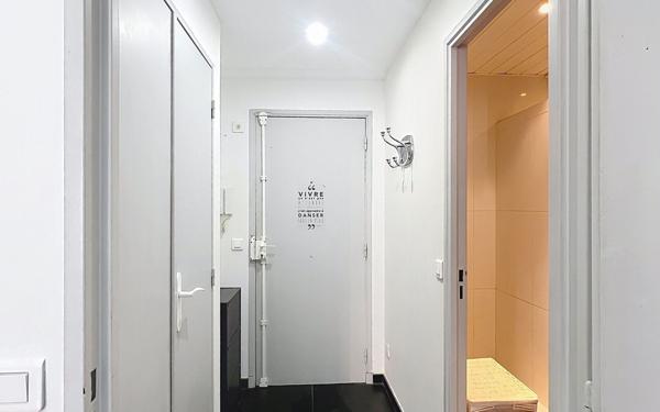 Appartement à vendre    1 pièce • 33,26 m2 Saint-Laurent-du-Var