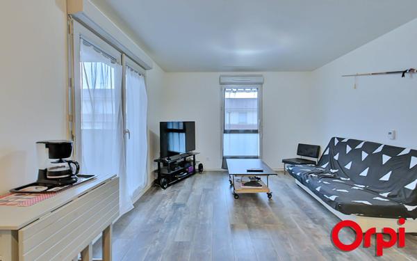 Appartement à vendre    2 pièces •  Bourgoin-Jallieu