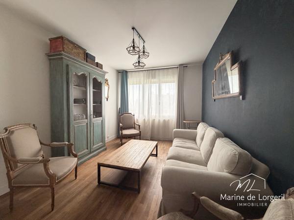 VITRE - Maison - Coeur de ville - Volumes, calme et revenu locatif