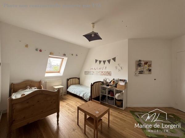 VITRE - Maison - Coeur de ville - Volumes, calme et revenu locatif
