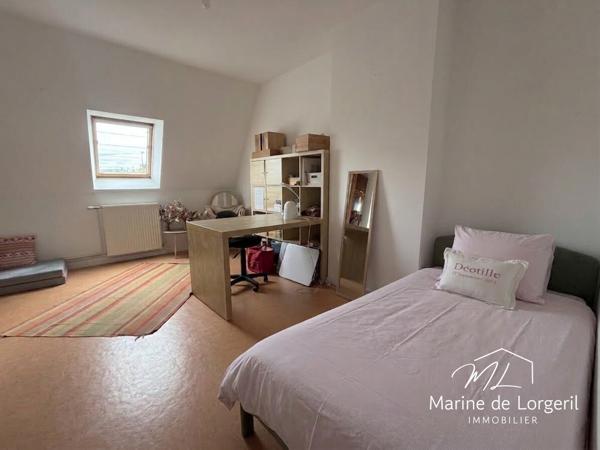 VITRE - Maison - Coeur de ville - Volumes, calme et revenu locatif