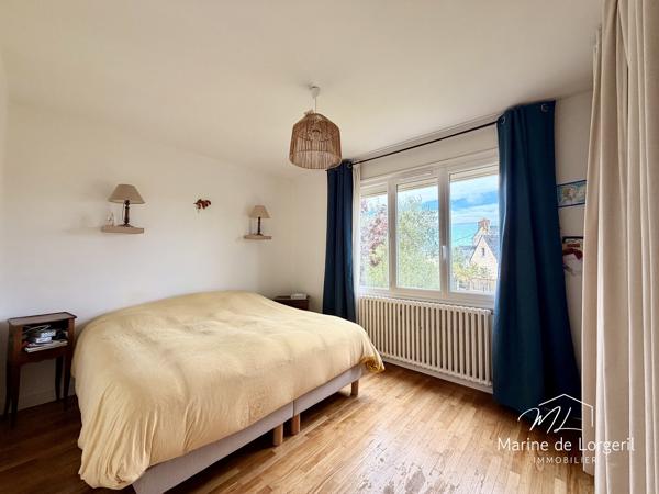 VITRE - Maison - Coeur de ville - Volumes, calme et revenu locatif