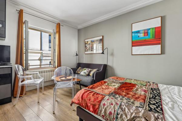 Vente Appartement de luxe Paris 8 1 pièce 24 m²