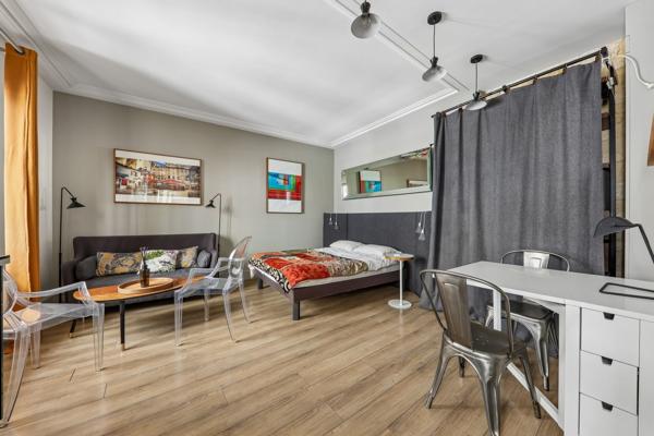 Vente Appartement de luxe Paris 8 1 pièce 24 m²