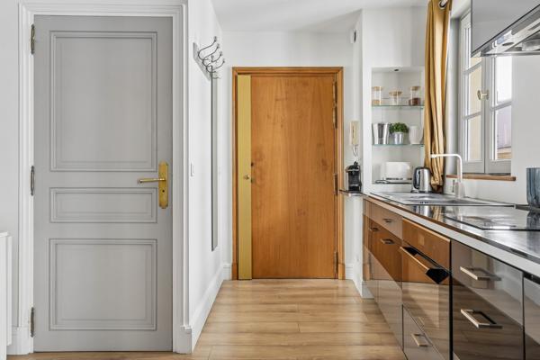 Vente Appartement de luxe Paris 8 1 pièce 24 m²