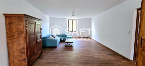 Maison de village avec Cour et Terrasse