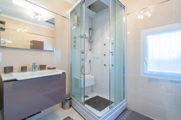 Maison 8 pièces 200 m2