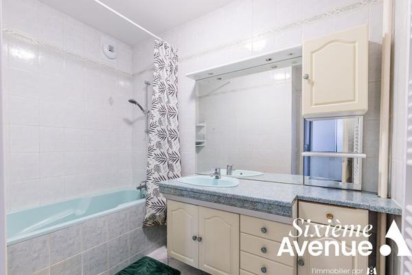 Appartement 4 pièces 81.11 m2