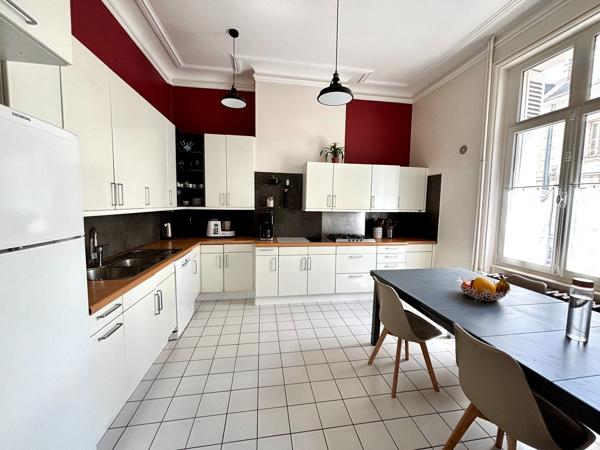 Vente Maison de luxe Tours 7 Pièces 208 m²