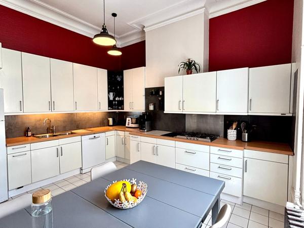 Vente Maison de luxe Tours 7 Pièces 208 m²