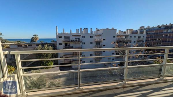 Appartement à louer 2 pièces 60.17m² Roquebrune-Cap-Martin (06190)