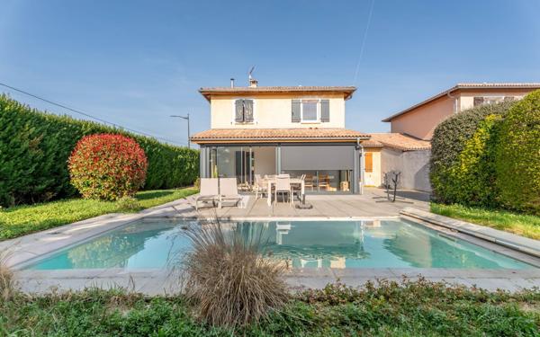 Maison à vendre    4 pièces • 111 m2 Montluel