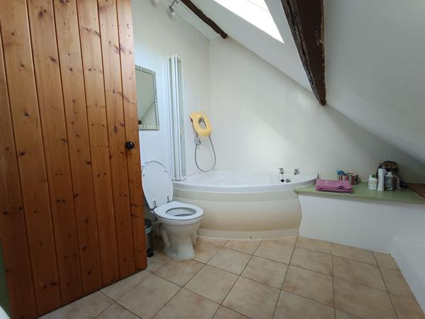 Maison en pierre rénovée : authenticité & modernité réunies