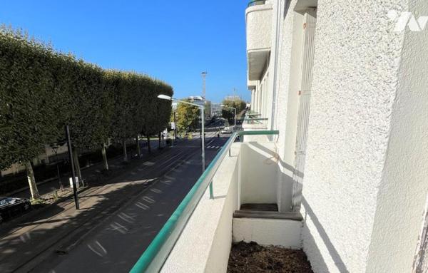 Nantes Dalby, proche Tram, T2 traversant de 47 m²