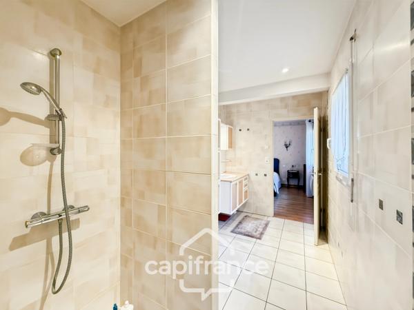 Maison à vendre 6 pièces (56) PONTIVY – Maison familiale avec vie de plain-pied.