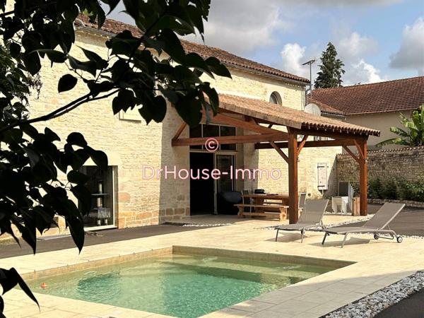 Maison à vendre 12 pièces de 368 m²