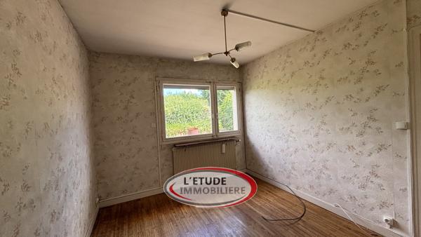 Maison individuel en copropriété de plain-pied "T4" avec 589 m² de terrain - fort potentiel !