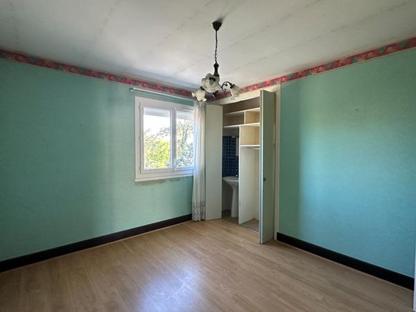 Maison à vendre 4 chambres, bureau mezzanine garage Moissac 82