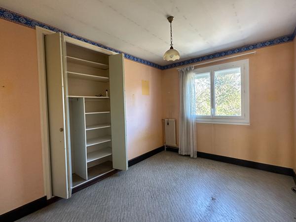 Maison à vendre 4 chambres, bureau mezzanine garage Moissac 82