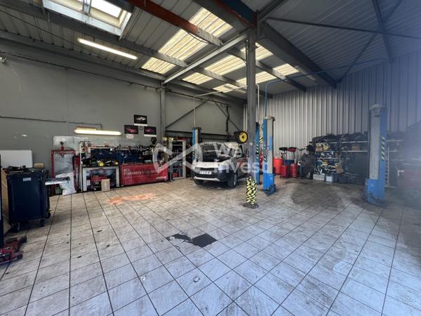 Entrepôt de 174 m² - Opportunité d'investissement avec revenu locatif garanti