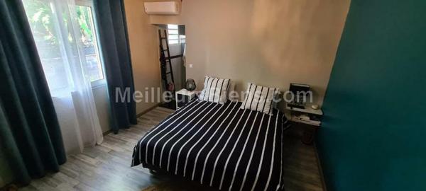 VILLA DE STANDING  PLAIN PIED QUARTIER RESIDENTIEL MANAPANY LES BAS