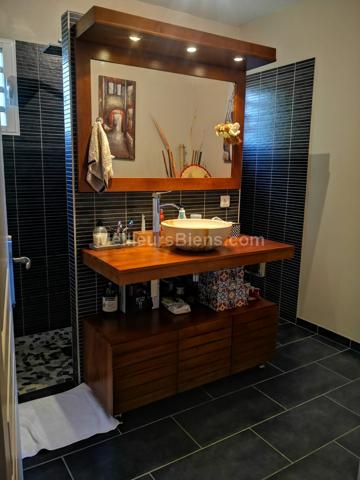 VILLA DE STANDING  PLAIN PIED QUARTIER RESIDENTIEL MANAPANY LES BAS