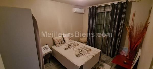 VILLA DE STANDING  PLAIN PIED QUARTIER RESIDENTIEL MANAPANY LES BAS