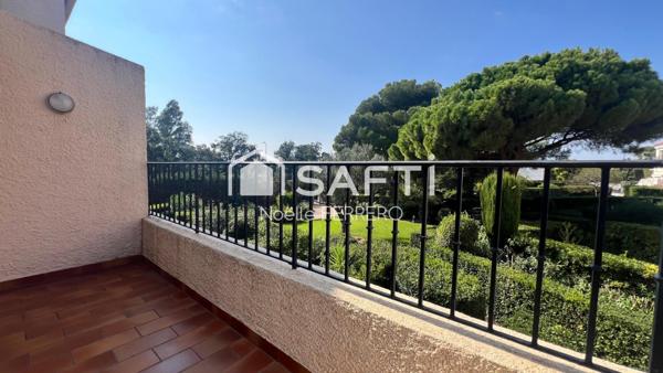 Bastidon en duplex en rez de jardin à pied port SANTA LUCIA et commerces