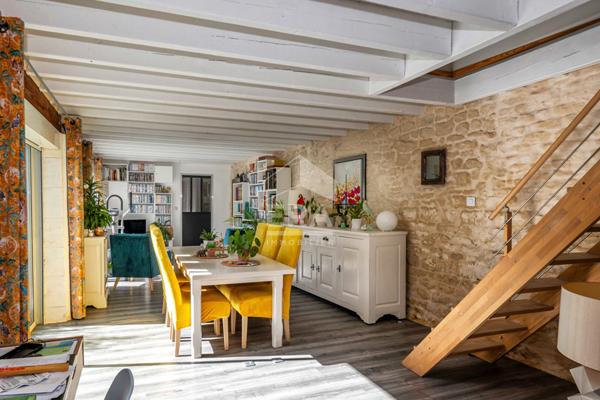 Charme & Authenticité ! Longère rénovée avec piscine