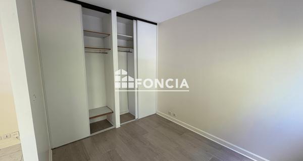 Location Studio 28.92 m² - Coulommiers 77120