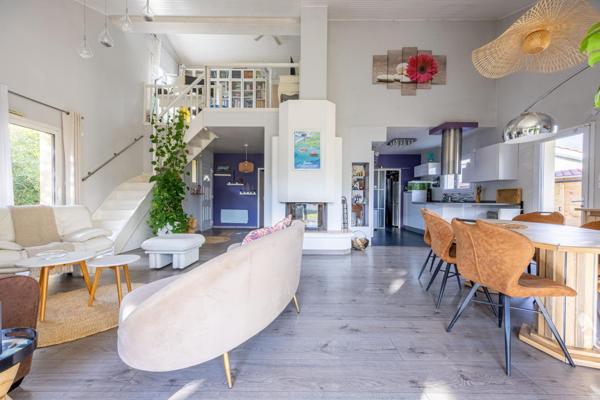 Grande maison avec studio indépendant à Mérignac Capeyron