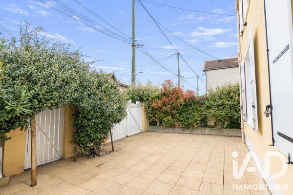 Maison à vendre 5 pièces 94,48 m² Viry-Châtillon