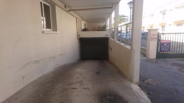 Parking / box Balaruc Les Bains