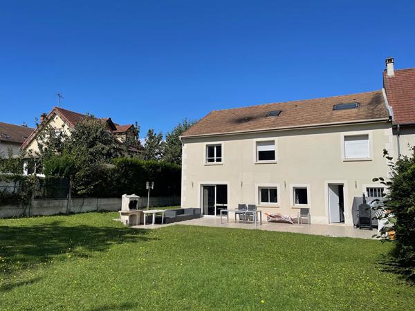 Maison 8 pièces 199 m2
