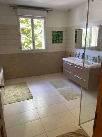 Maison 8 pièces 199 m2