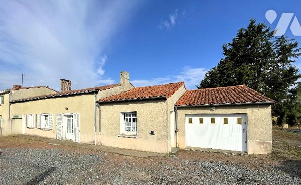 Maison à vendre – La Chapelle-Saint-Florent