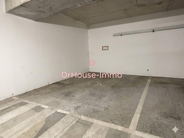 Parking / Box à vendre de 18 m²