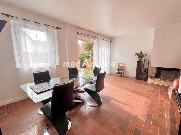 Appartement à SAINT-NOM-LA-BRETECHE, 78860 - 5 pièces 118m²