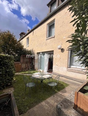 Appartement à SAINT-NOM-LA-BRETECHE, 78860 - 5 pièces 118m²