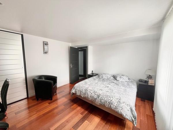 Appartement à SAINT-NOM-LA-BRETECHE, 78860 - 5 pièces 118m²