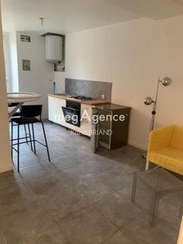 Appartement à LAVAL, 53000 - 2 pièces 30m²